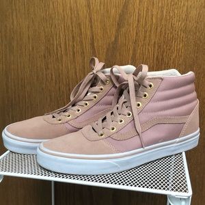 Women’s Pink Sk8 Hi Vans